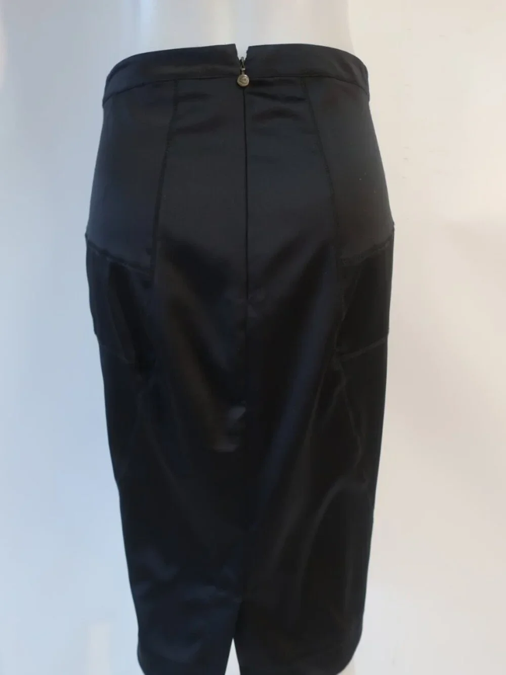 Womens Just Cavalli (Item- 805) Black Satin Pencil Skirt 44 US/8 - Picture 6 of 9